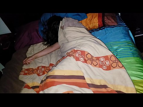 ❤️ Pinupunasan ng stepson ang kanyang batang madrasta habang natutulog ito. ❤❌ Sex video sa tl.light2cloud.top ❌